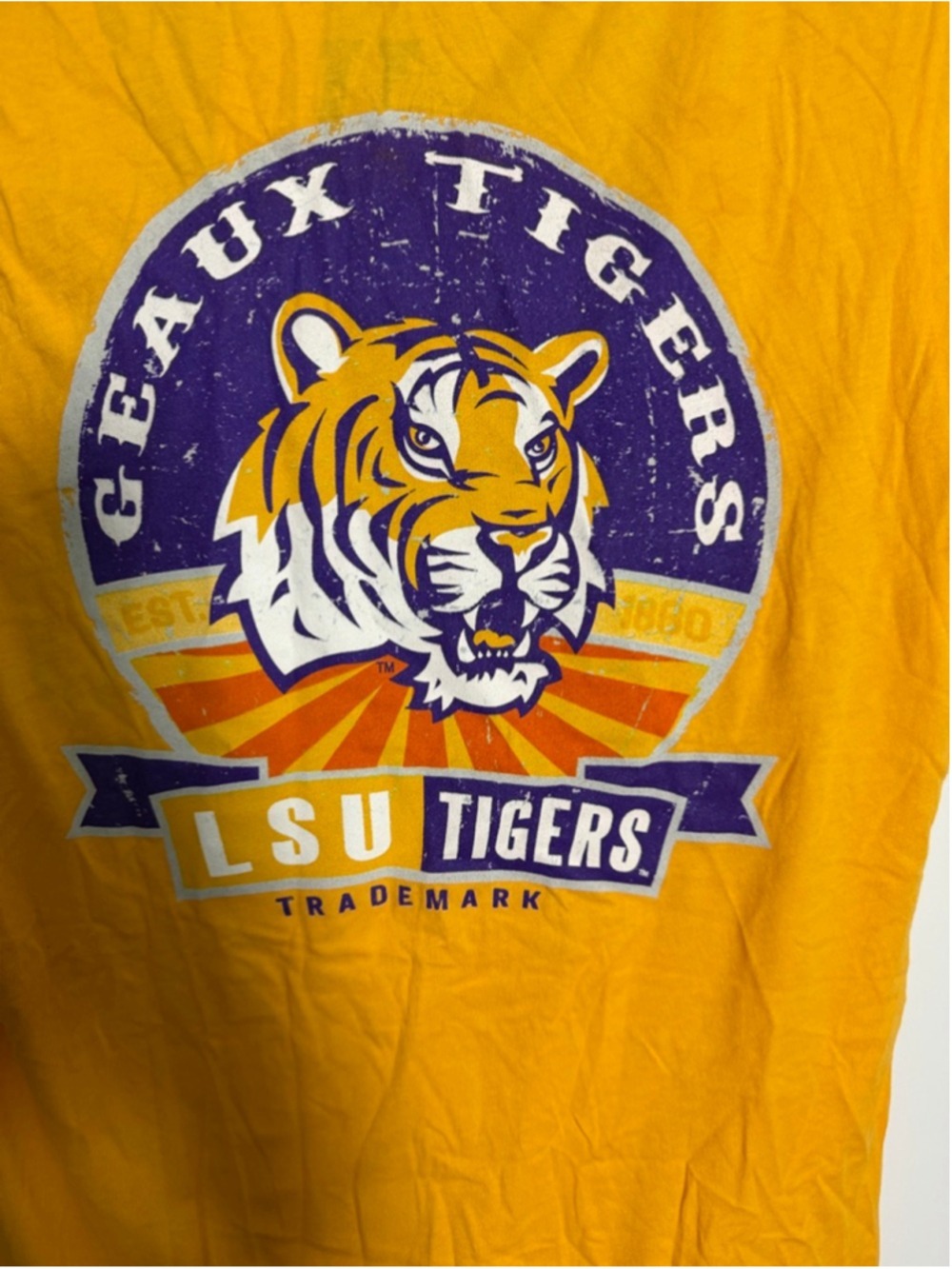 My U Yellow LSU Tigers Short Sleeve V-Neck Tee L - Picture 5 of 6